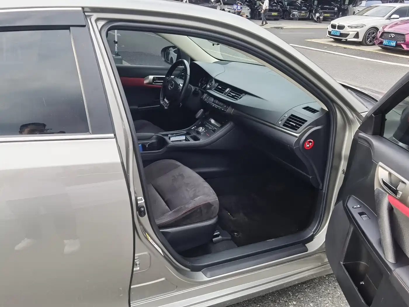 Lexus CT 2019 2017 CT200h Elite Edition Monochrome China V