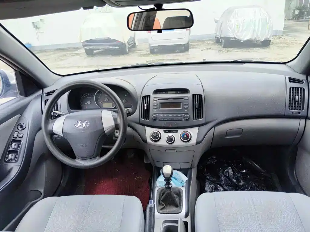 Hyundai Elantra 2010 2008 1.6L MT GLS