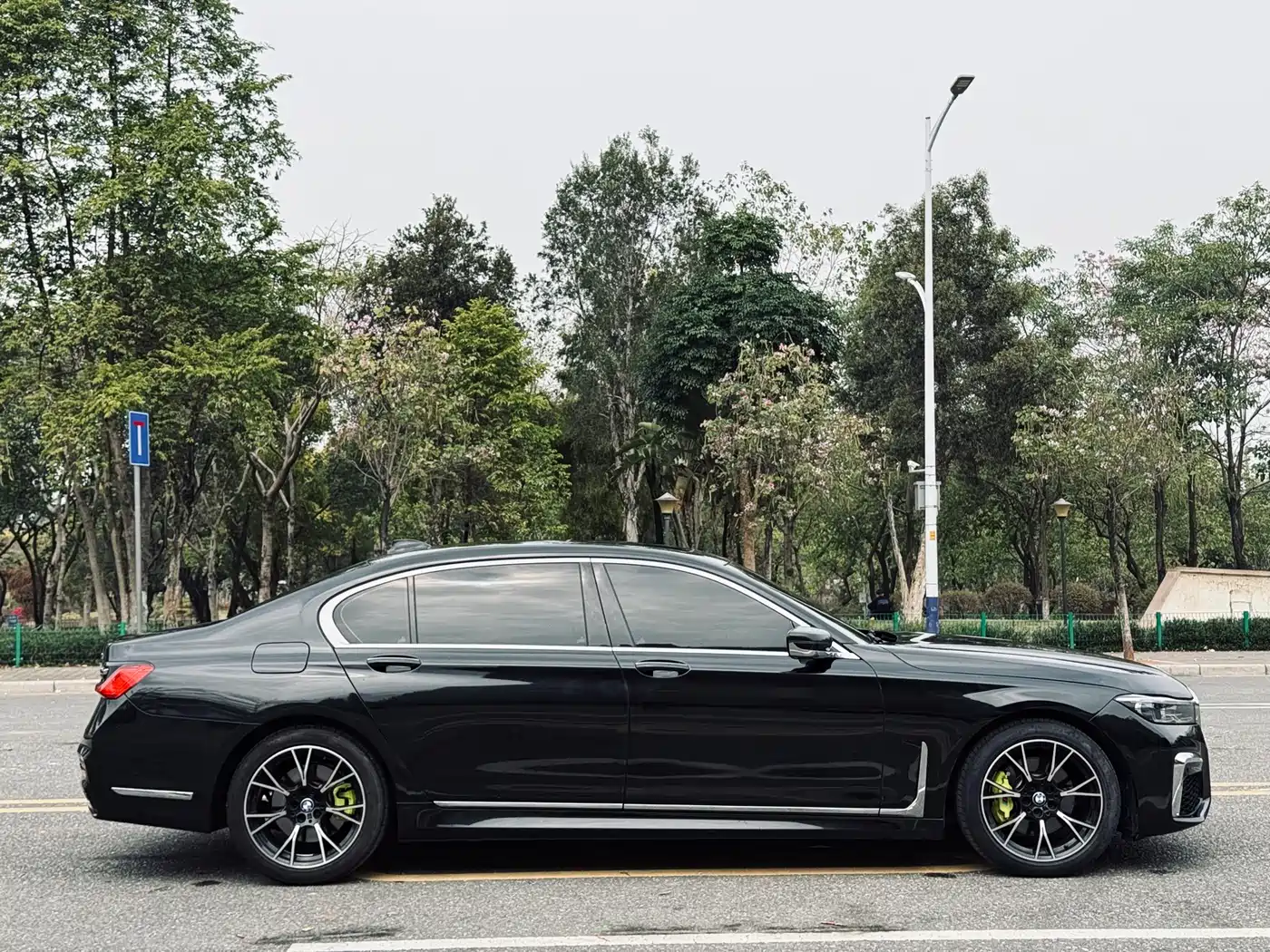 BMW 7 Series 2018 730Li Leading Type M Sport Package фото 7