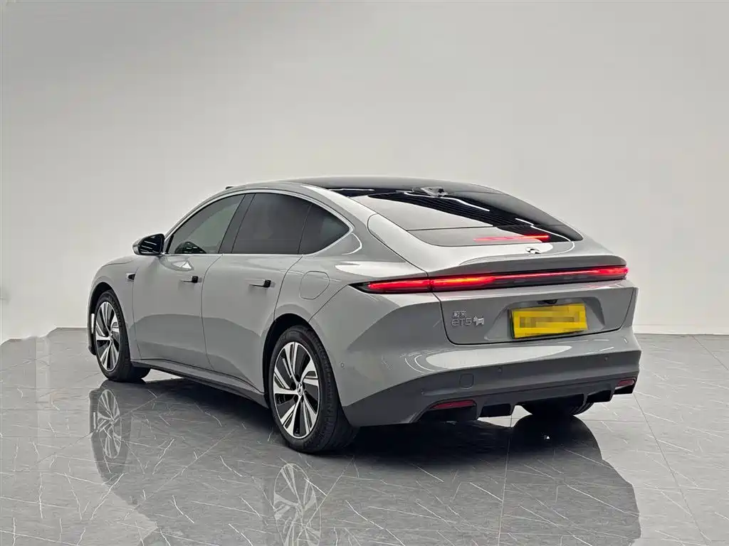 NIO NIO ET5