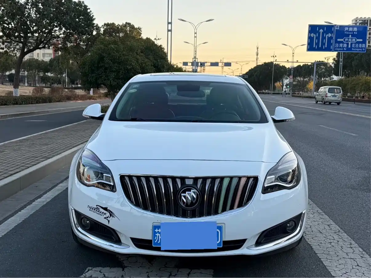 Buick Regal 2015 1.6T Elite Tech Edition фото 3