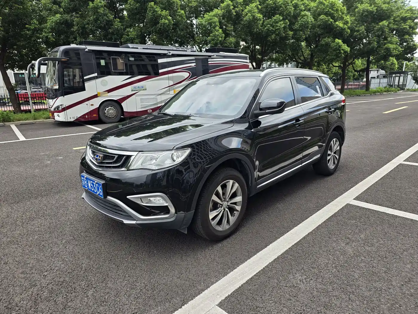 Фото 2 - Geely Boyue