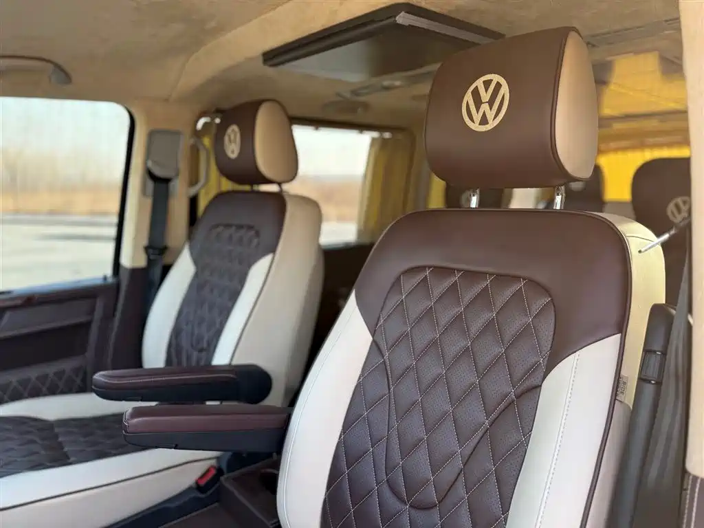 Volkswagen Caravelle 2019 2.0TSI 4WD Luxury 7-seater фото 25
