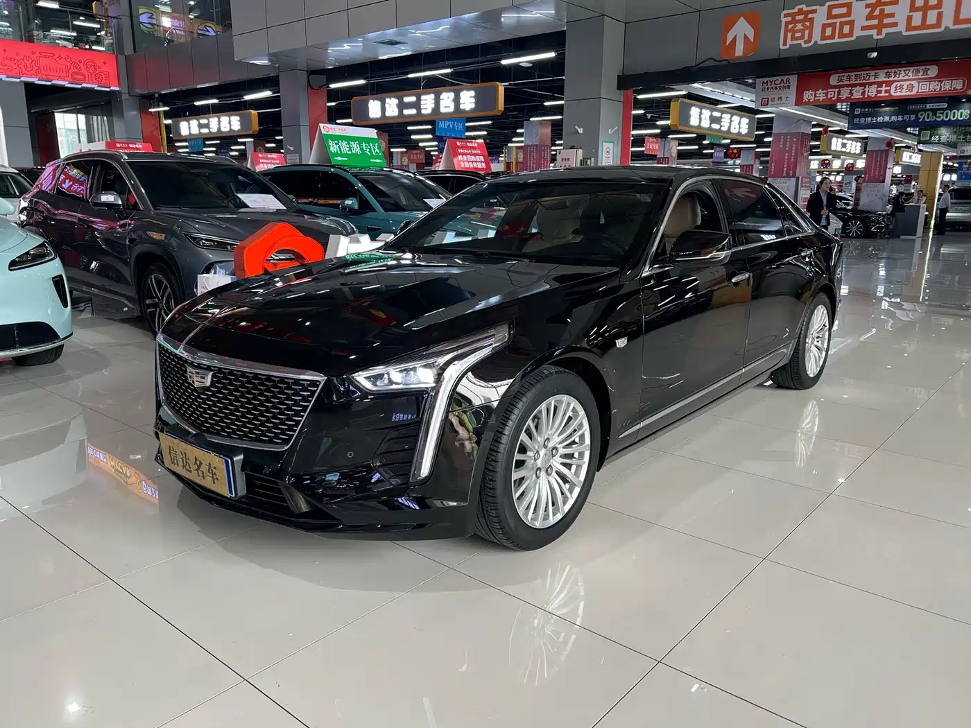 CADILLAC CT6
