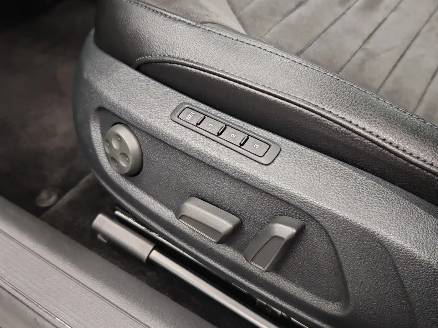 Volkswagen Magotan (Import) 2012 Wagon 2.0TSI Comfort фото 15