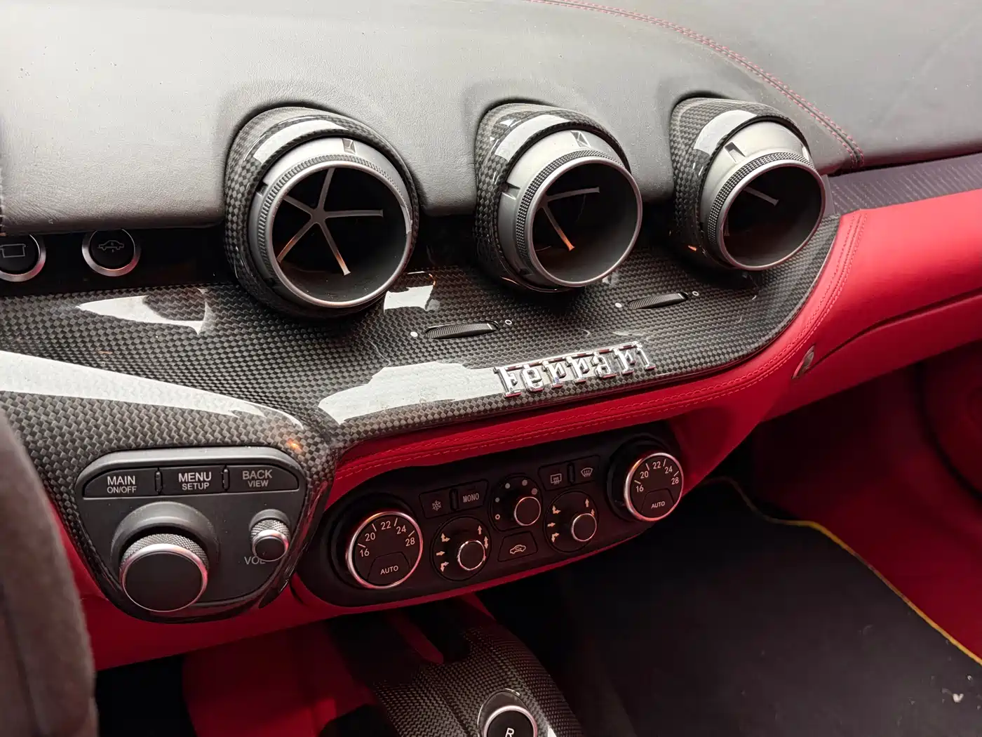 Ferrari F12berlinetta 2014 2013 6.3L Standard