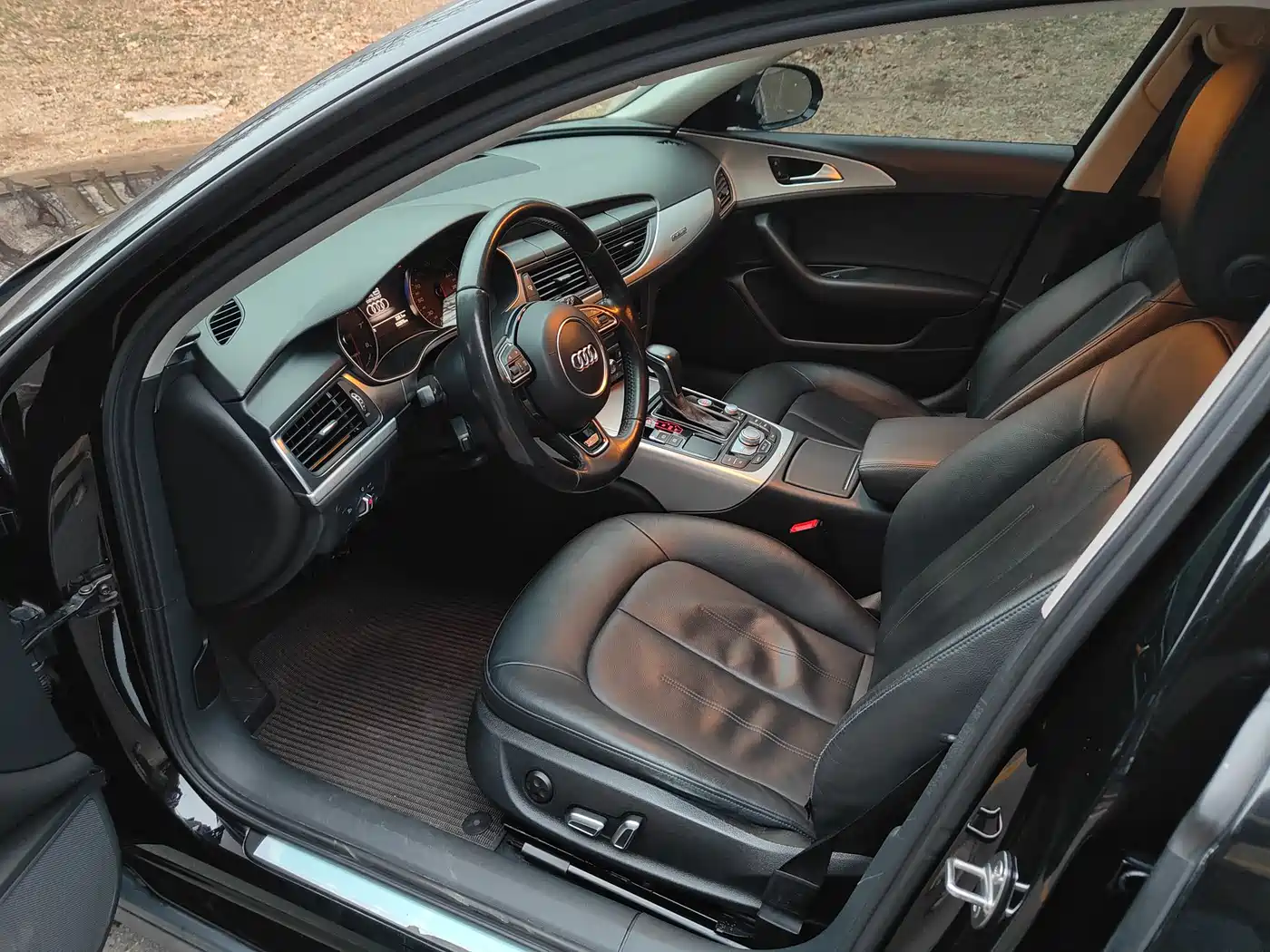 Audi A6 (Import) 2015 3.0T allroad quattro фото 15