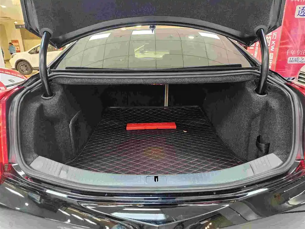 Photo 13 - Cadillac XTS