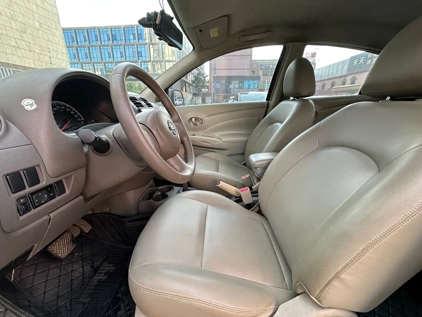Nissan Sunny 2012 2011 1.5XE CVT Comfort Edition