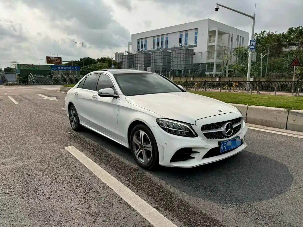 Mercedes-Benz C-Class 2021 C 260 L Sport Edition фото 2
