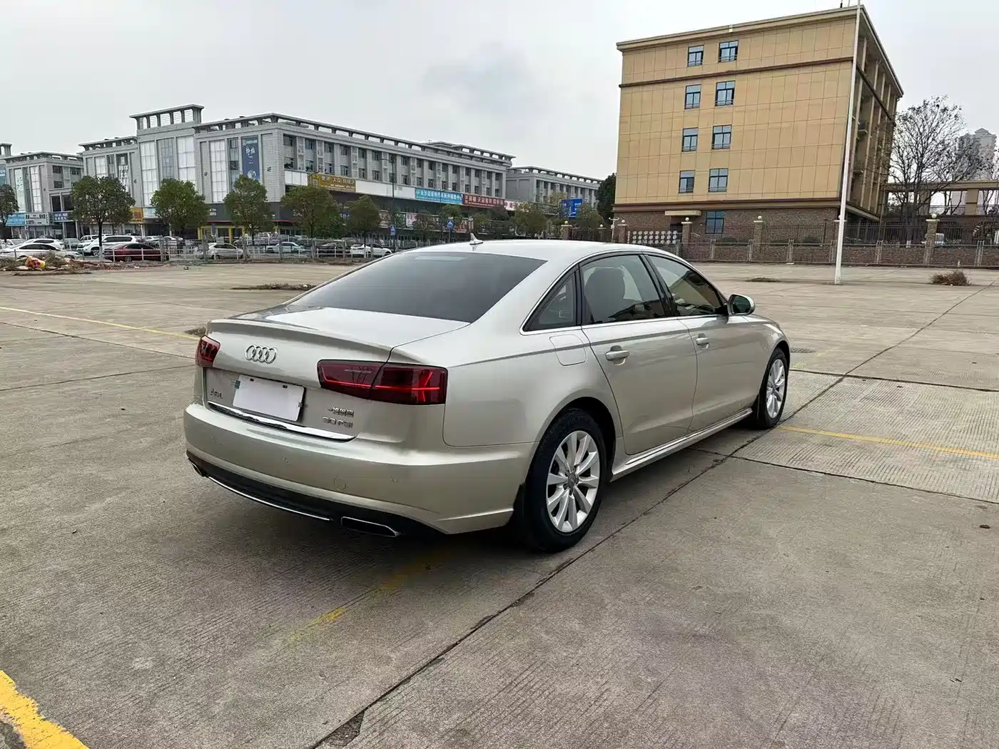 Audi A6L 2016 30 FSI Technology фото 5