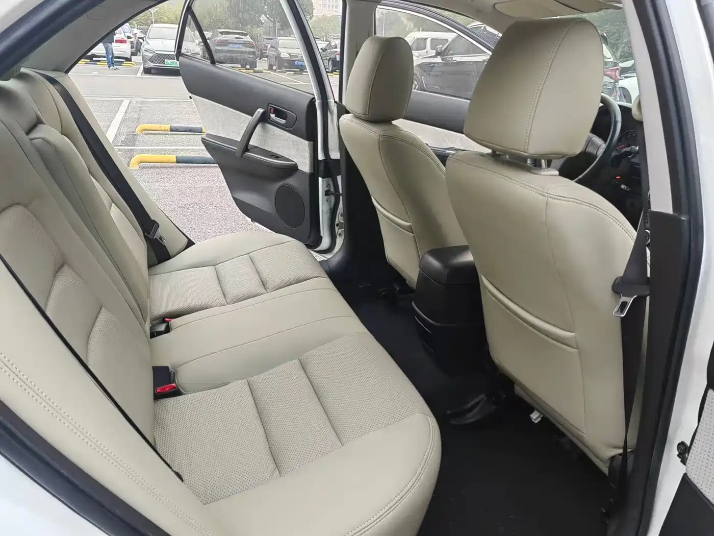 Фото 9 - Mazda 6
