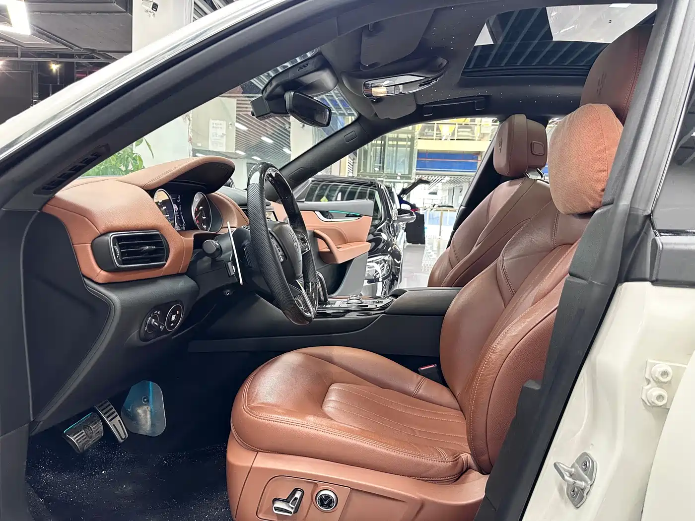 Maserati Levante 2021 3.0T Standard Edition фото 4
