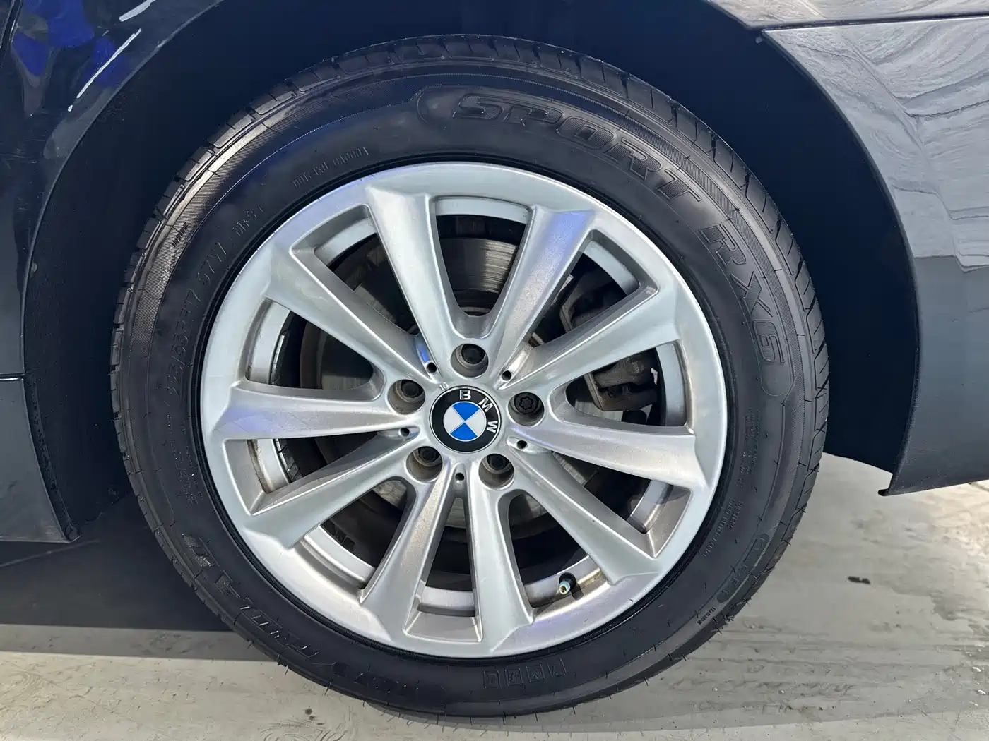 BMW 5 Series 2014 520Li Elegance фото 10