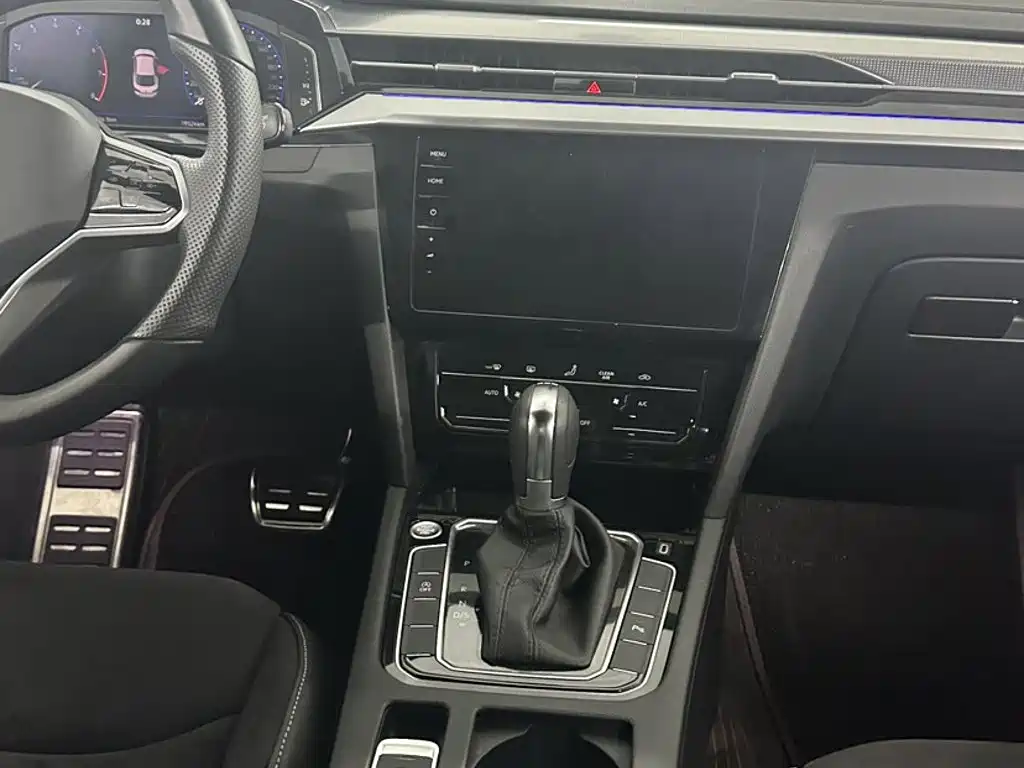 Volkswagen CC 2024 2024 330TSI Dazzling Edition