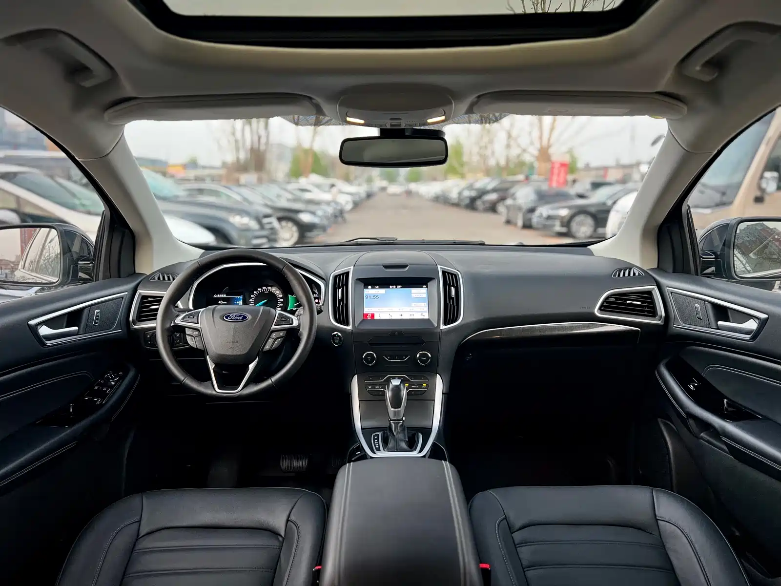 Фото 10 - Ford Edge