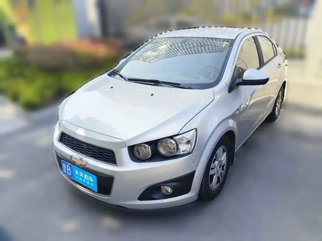Chevrolet Aveo 2012 2011 Sedan 1.4L MT SE