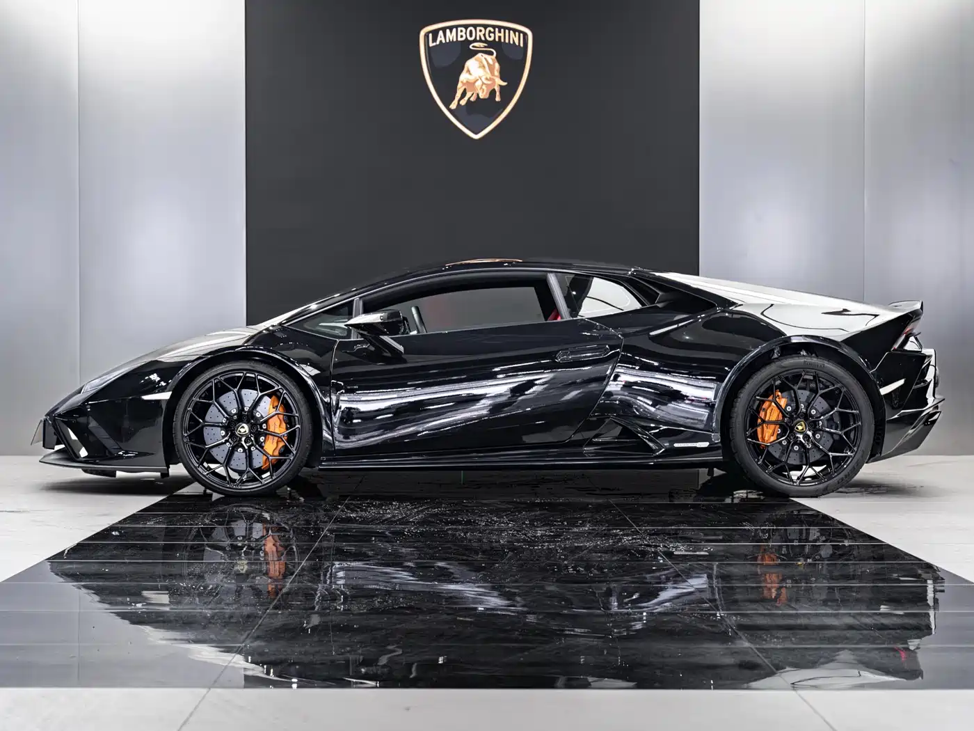 LAMBORGHINI HURACÁN