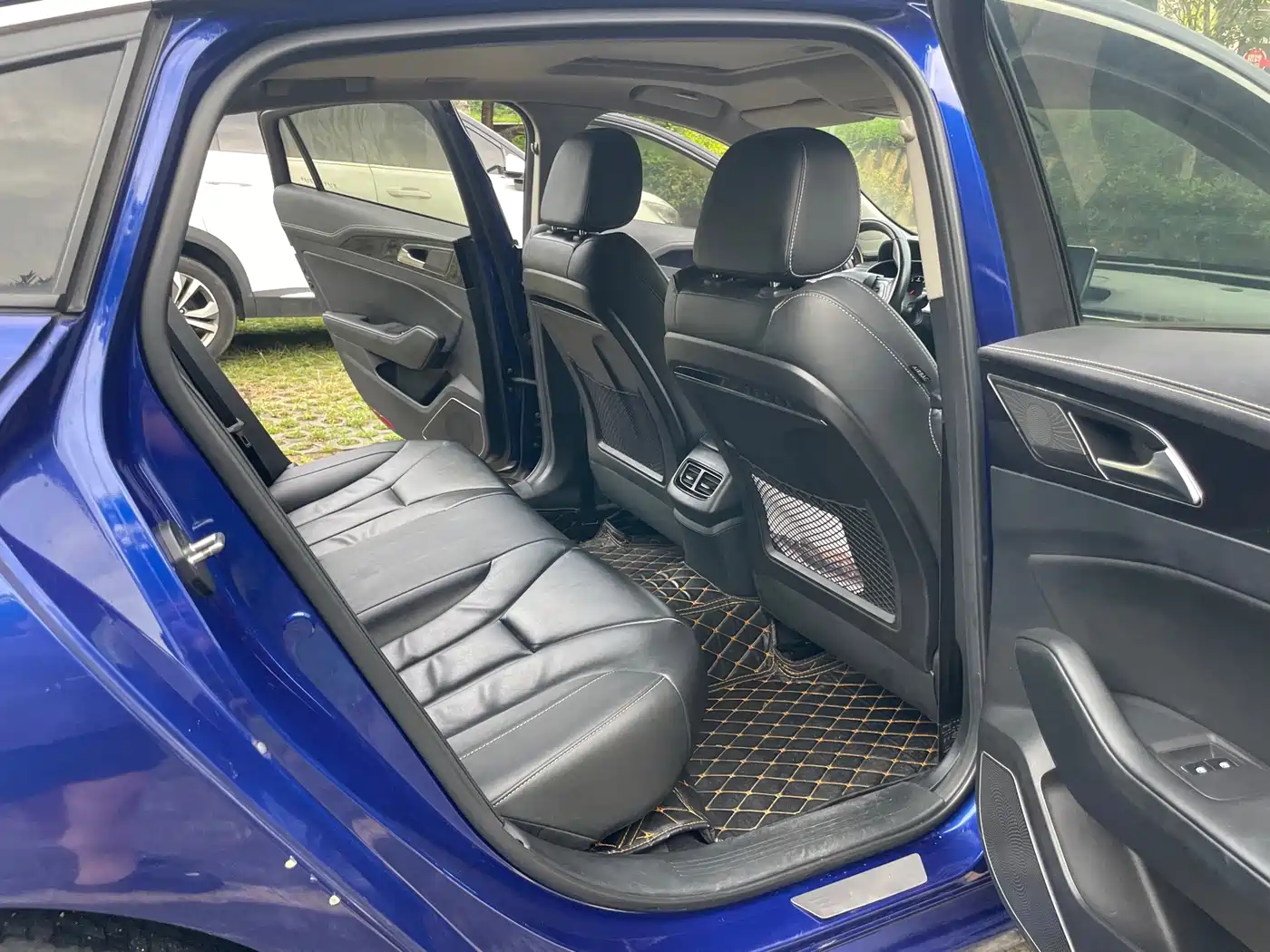 Hongqi H5 2019 2019 30TD Agile Edition