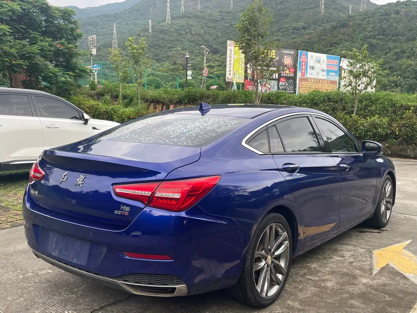 Hongqi H5 2019 2019 30TD Agile Edition