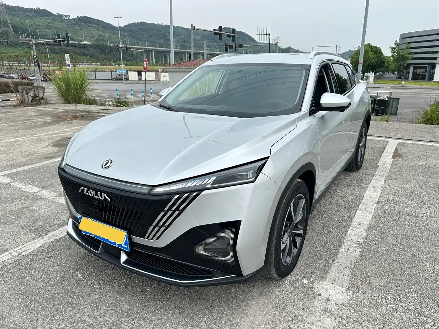 Dongfeng Aeolus Haohan 2024 2024 Glory Edition DH-i 1.5T Luxury