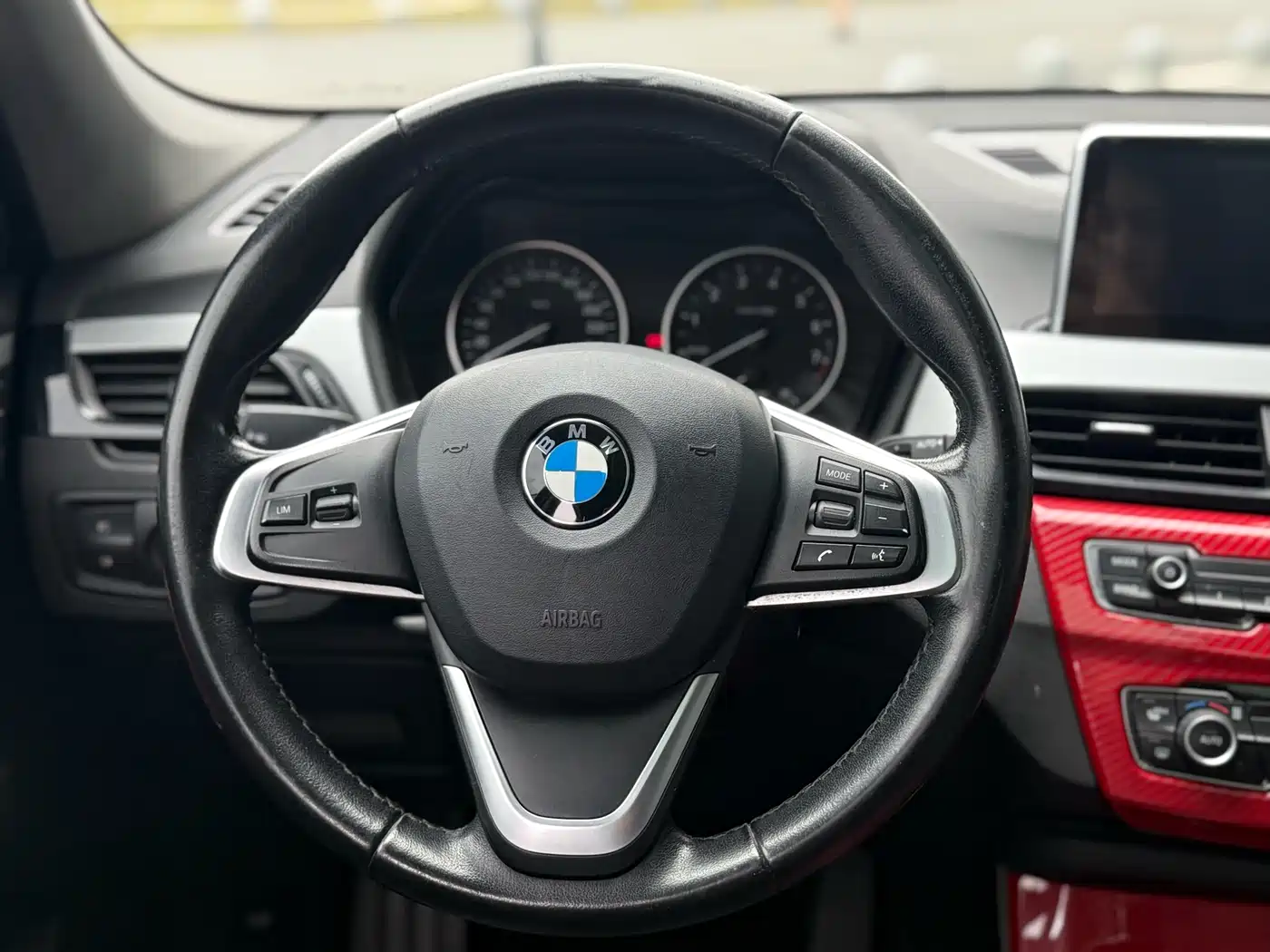 BMW X1 2016 sDrive18Li Fashion Model фото 16