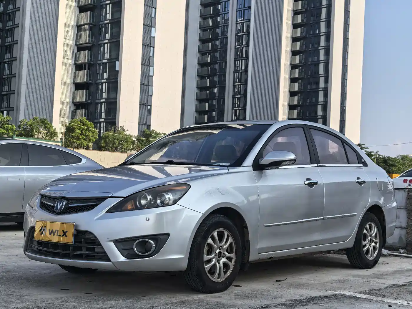 Changan Yuexiang 2012 2012 Sedan 1.5L Manual Luxury