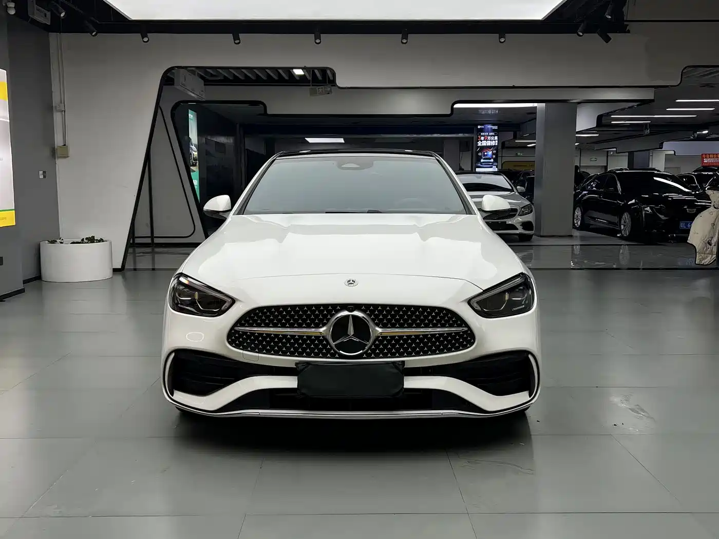 Mercedes-Benz C-Class 2025 C 260 L Sport Edition фото 2