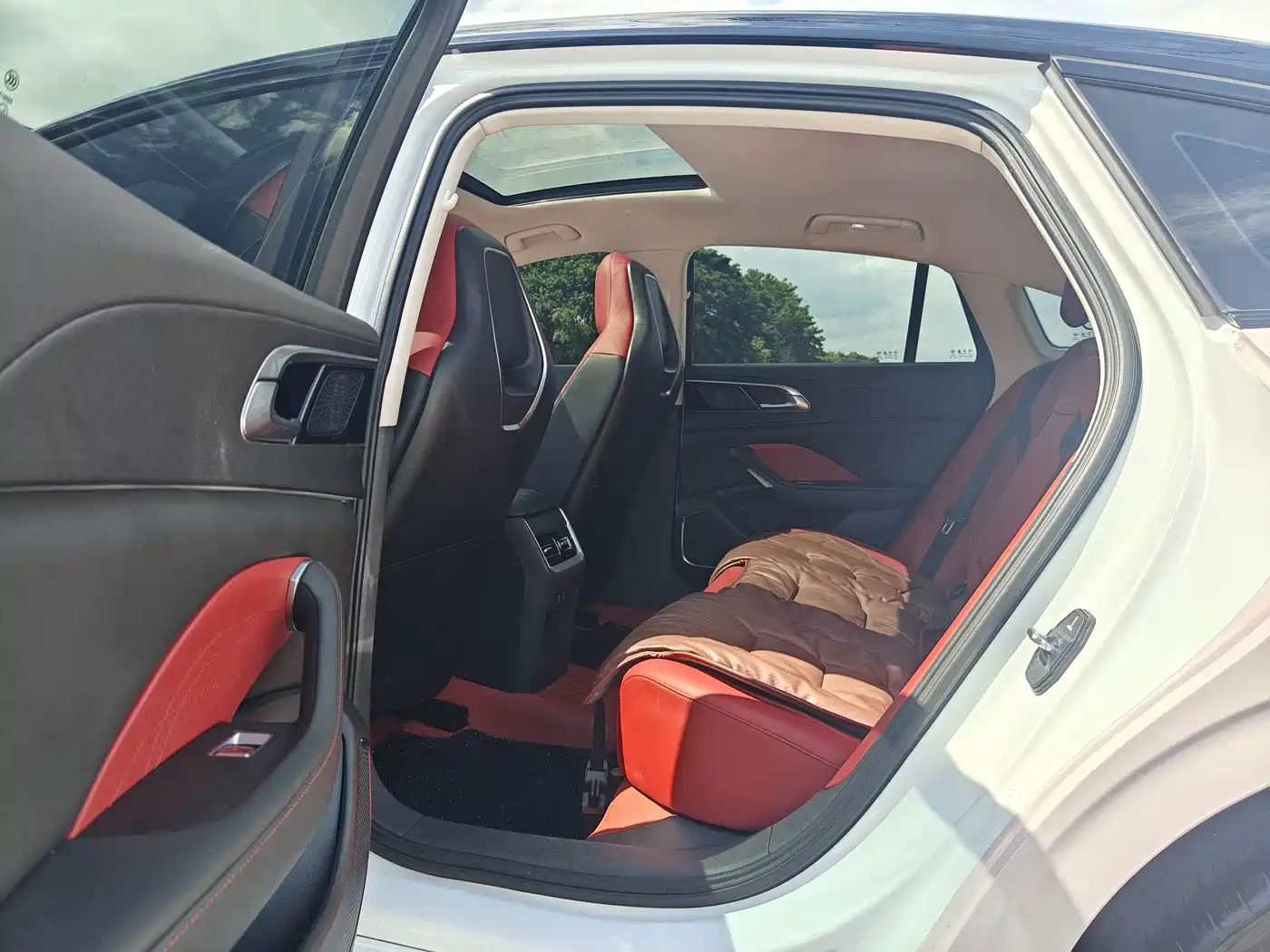 Hongqi H6 2024 2024 Model 2.0T Elegance Edition