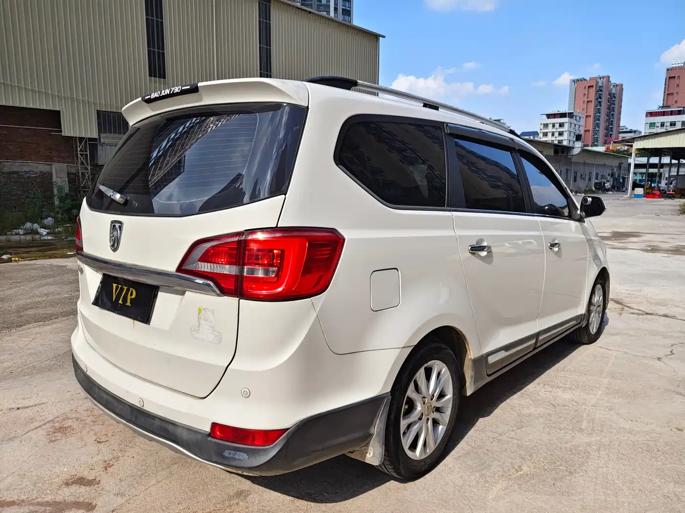 Baojun 730 2015 2016 1.5L Manual Luxury 7-seater
