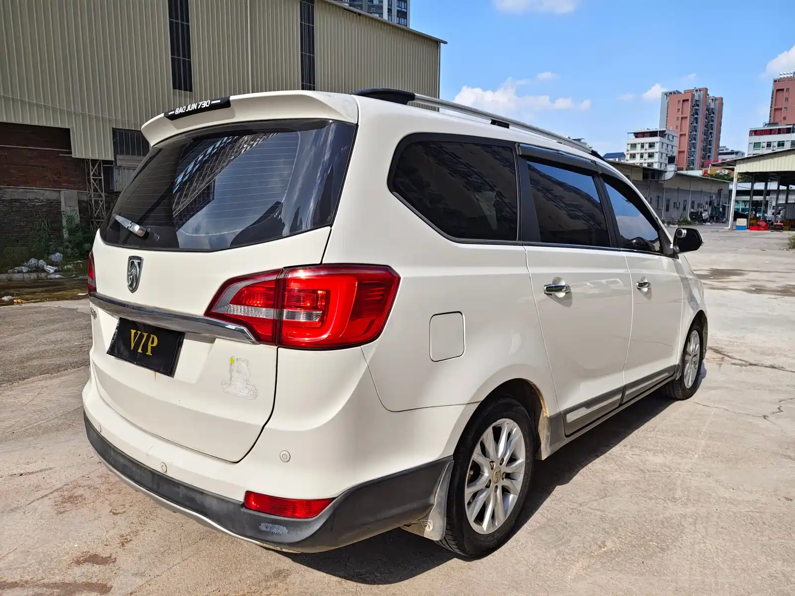 Фото 4 - Baojun 730