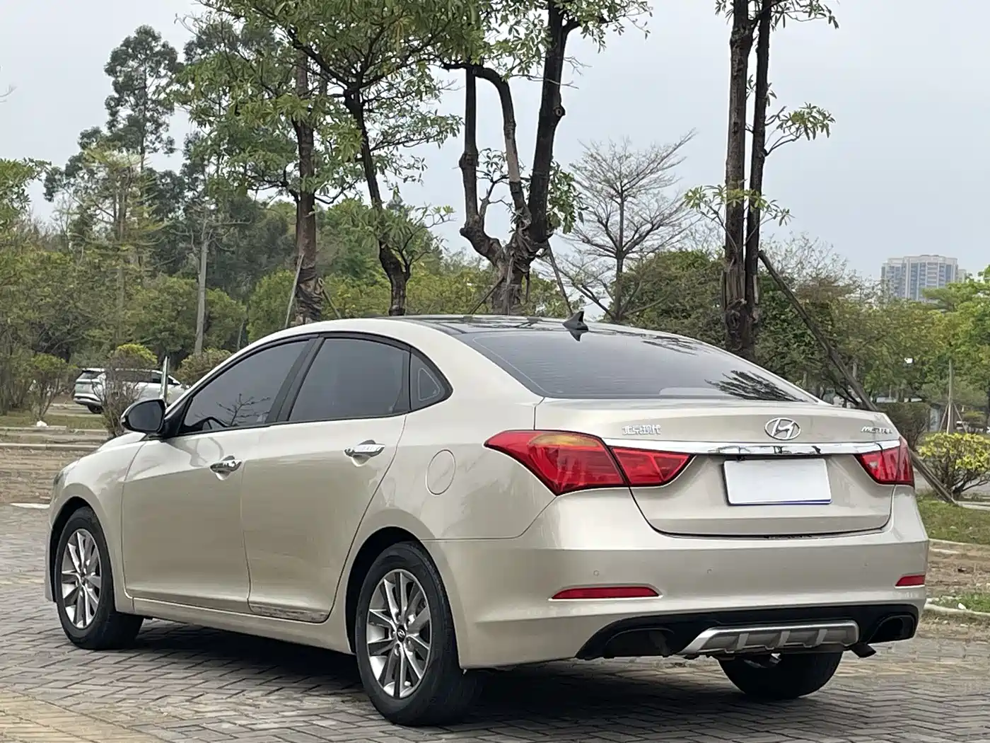 Hyundai Mistra 2014 1.8L Auto Smart GLS фото 8
