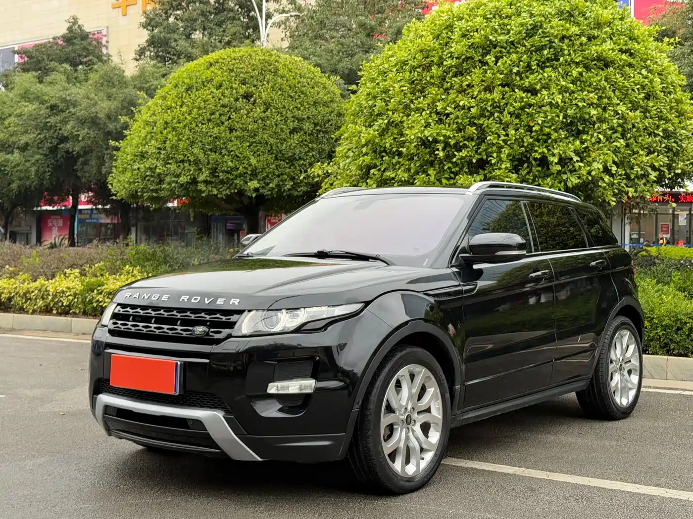 Land Rover Range Rover Evoque (Import) 2013 2.0T 5-door Premium Edition