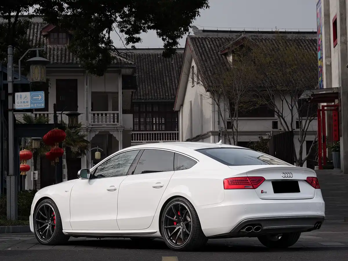 Audi S5 2012 S5 3.0T Sportback фото 3