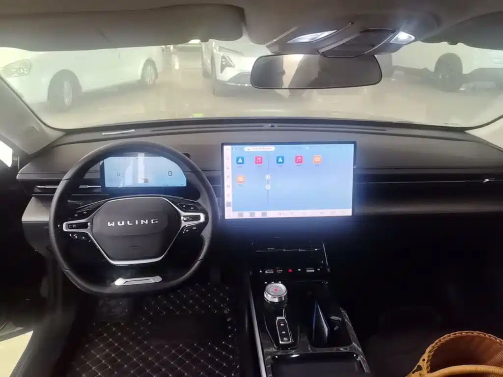 صورة 10 - Wuling Motors Wuling Xingguang