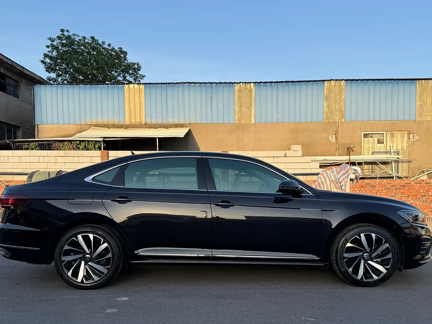 Volkswagen Passat 2022 380TSI Flagship Edition фото 22
