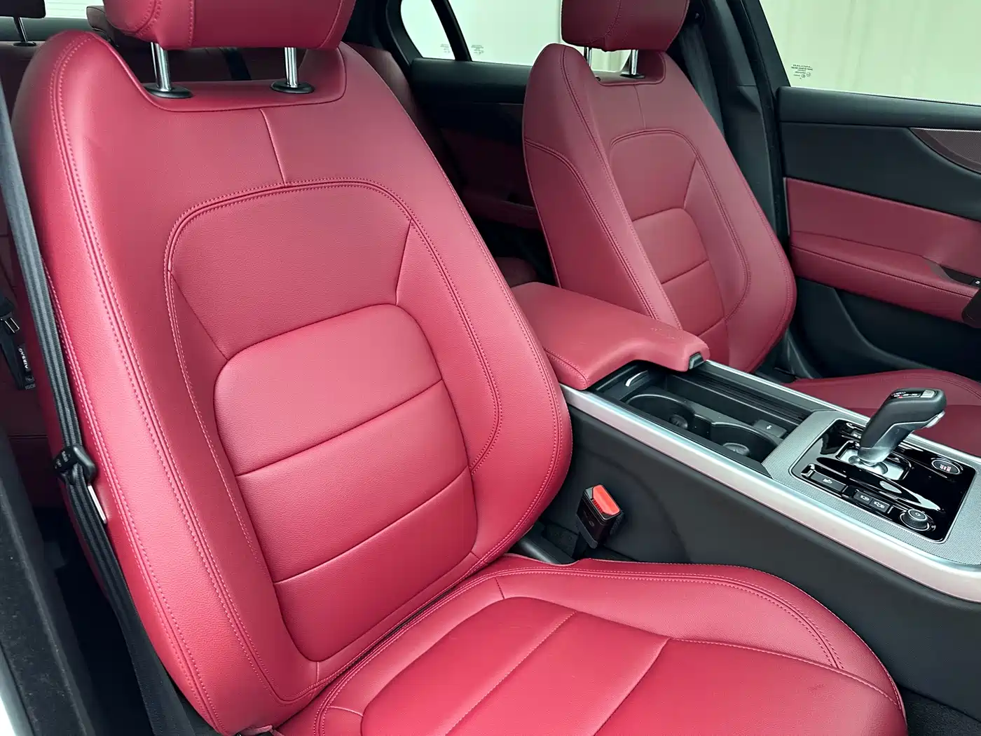 Jaguar XEL 2025 2024 Model 2.0T 250PS R-DYNAMIC S Progressive Sport Edition