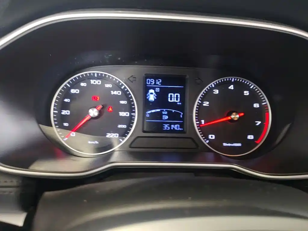 Roewe RX3 2020 2020 1.6L Manual 4G Ultra Comfort Flagship