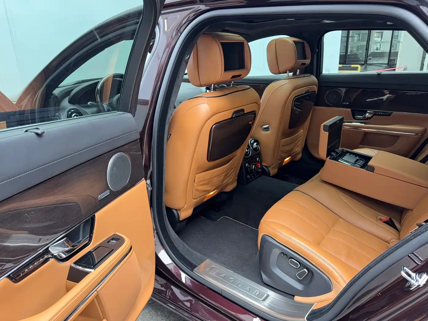 Jaguar XJ 2013 2013 XJL 3.0 SC Flagship Business Edition