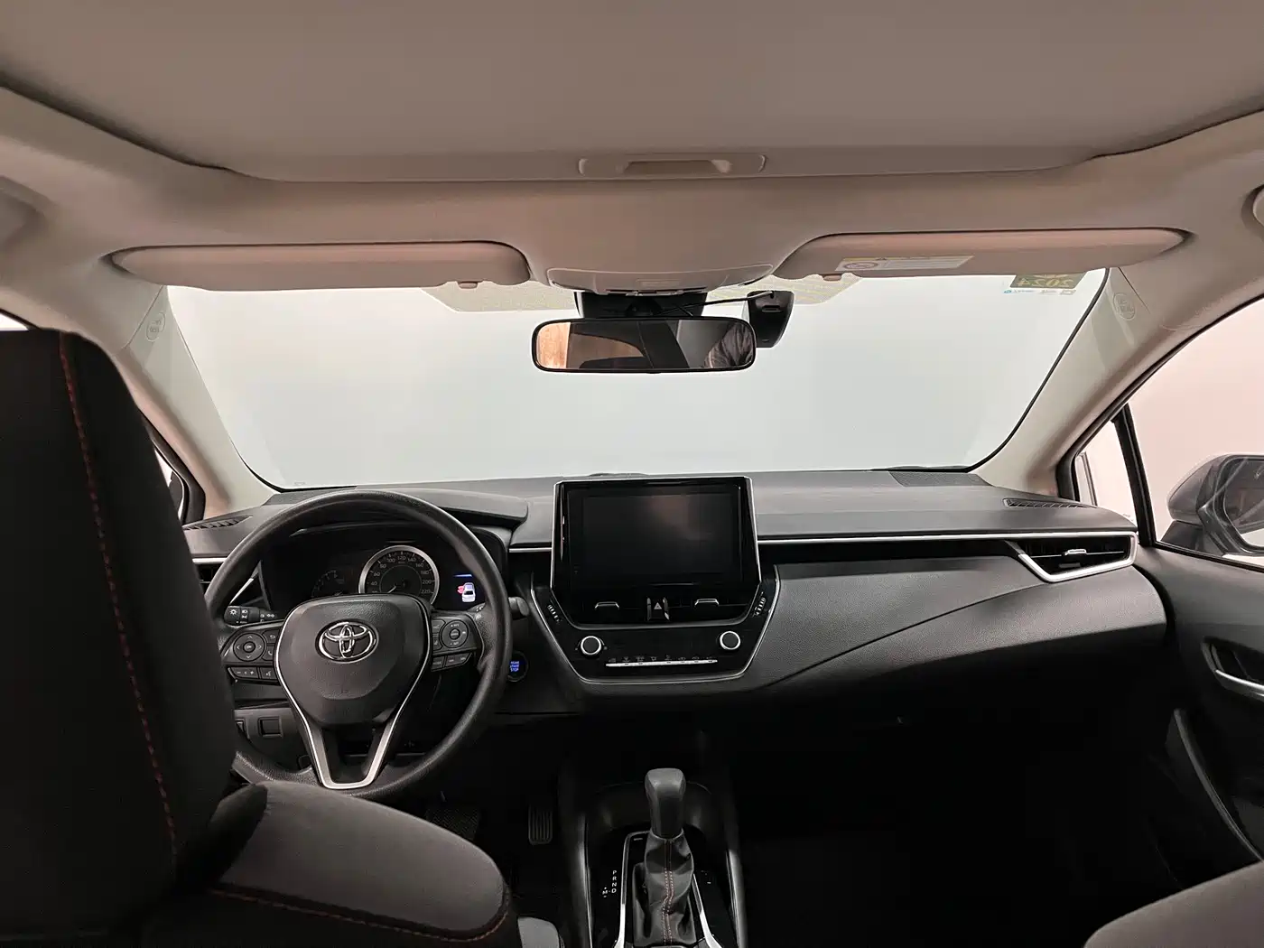 Toyota Corolla 2021 1.2T S-CVT Elite PLUS Edition фото 9