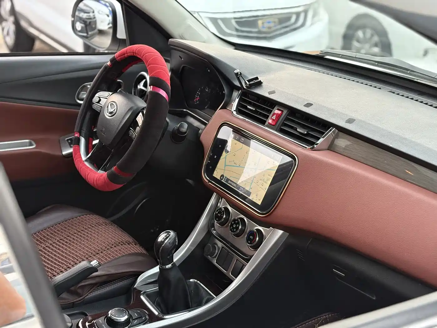 BAIC Huansu S3 2016 2016 S3L 1.5L Manual Premium