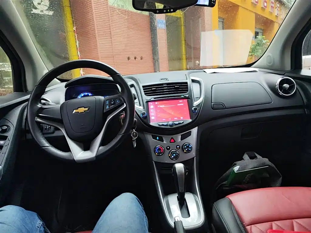 Chevrolet Trax 2014 1.4T Automatic 2WD Luxury фото 10