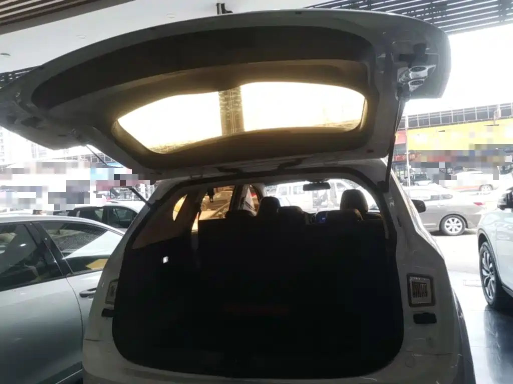 Photo 19 - Baojun 560
