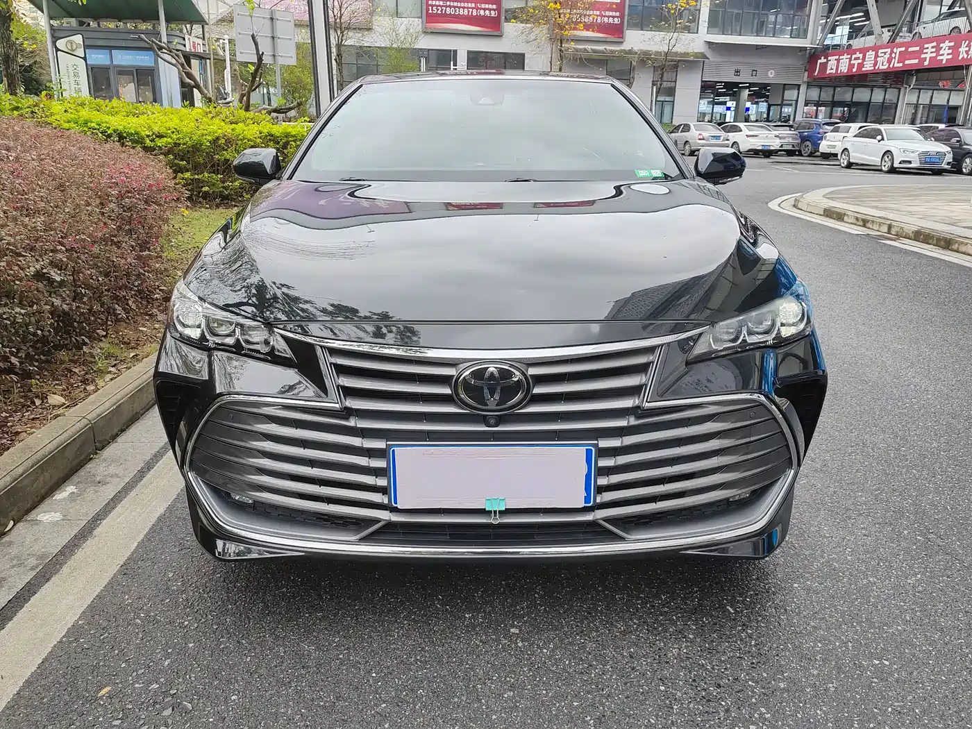 Toyota Avalon 2021 2.5L Touring Noble SPORT Edition фото 2