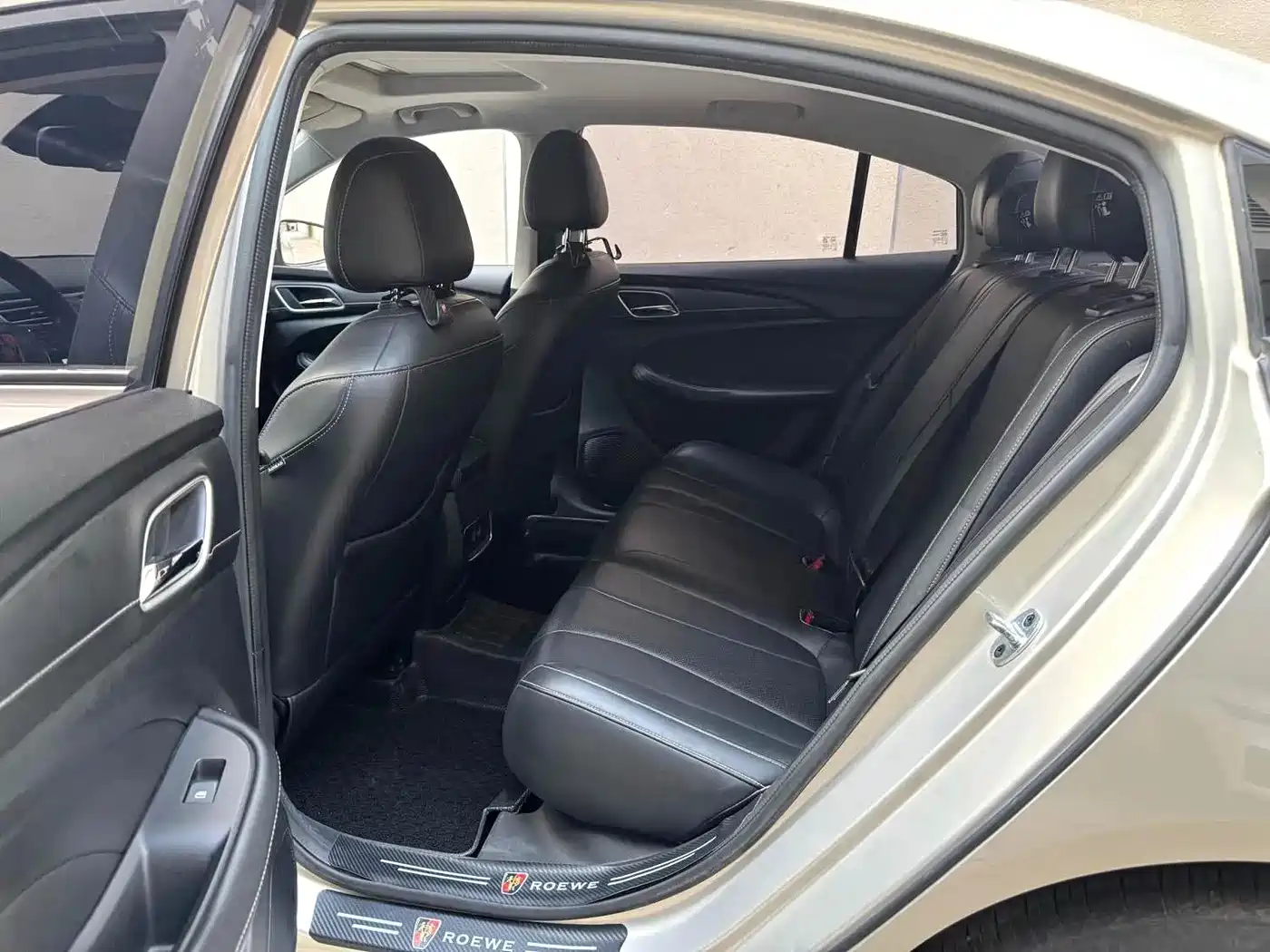 Photo 5 - Roewe i5