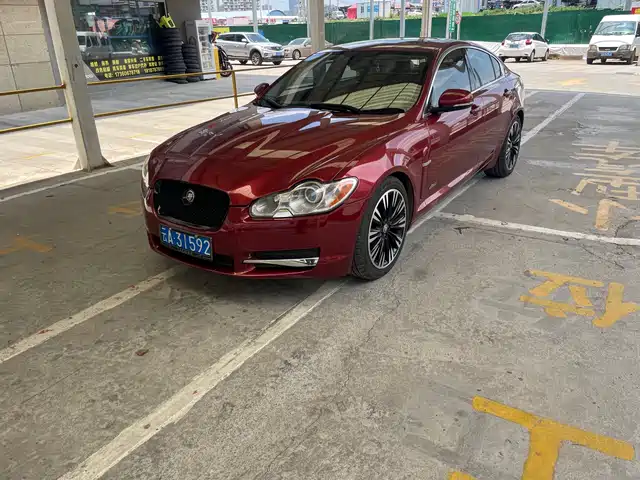  Jaguar Jaguar XF 2011 XF 3.0 V6 75th Anniversary Edition