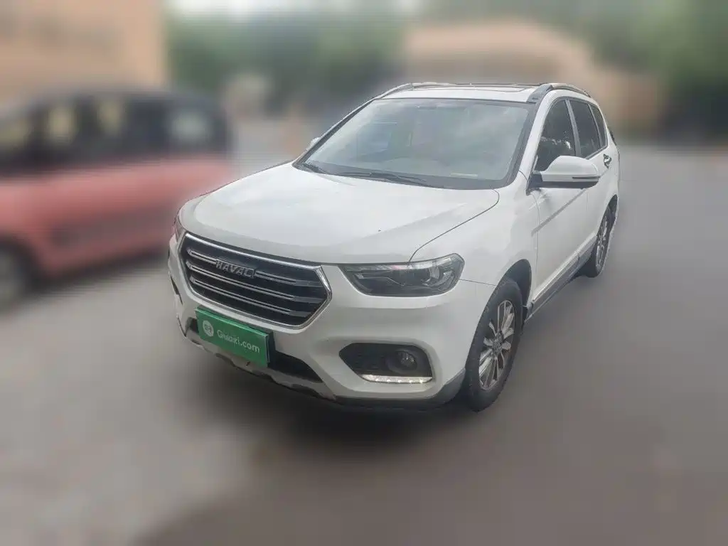 Photo 2 - Haval H6