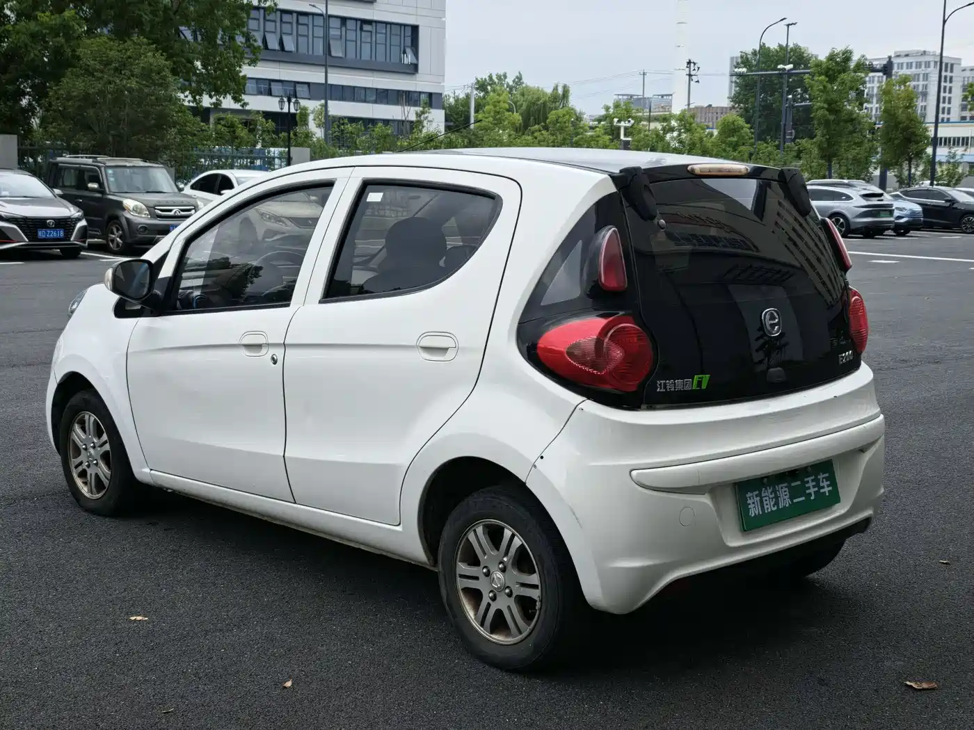 JMCG New Energy JMC E200L 2018 2016 E200 Standard