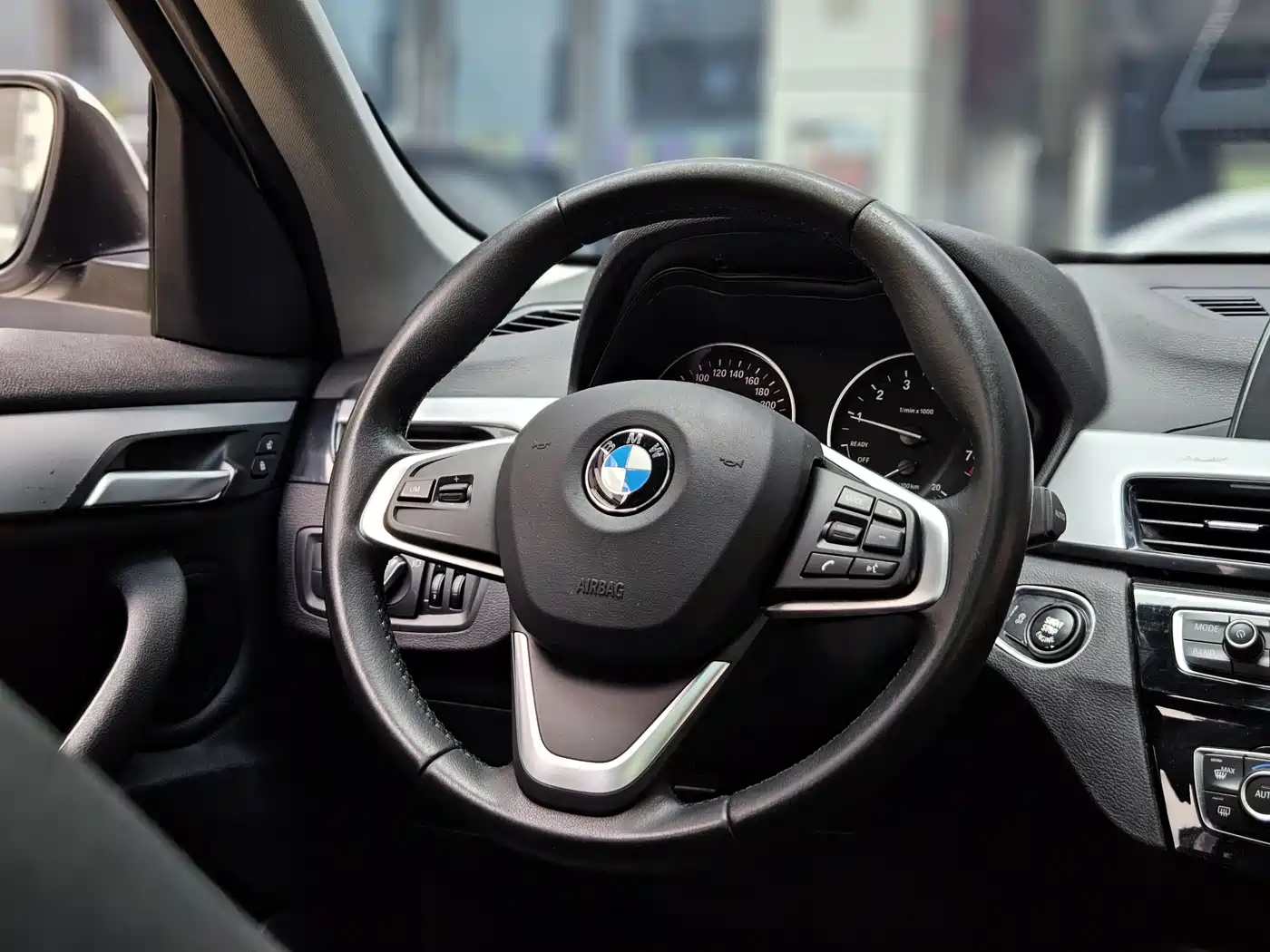 BMW X1 2016 sDrive18Li Fashion Model фото 9