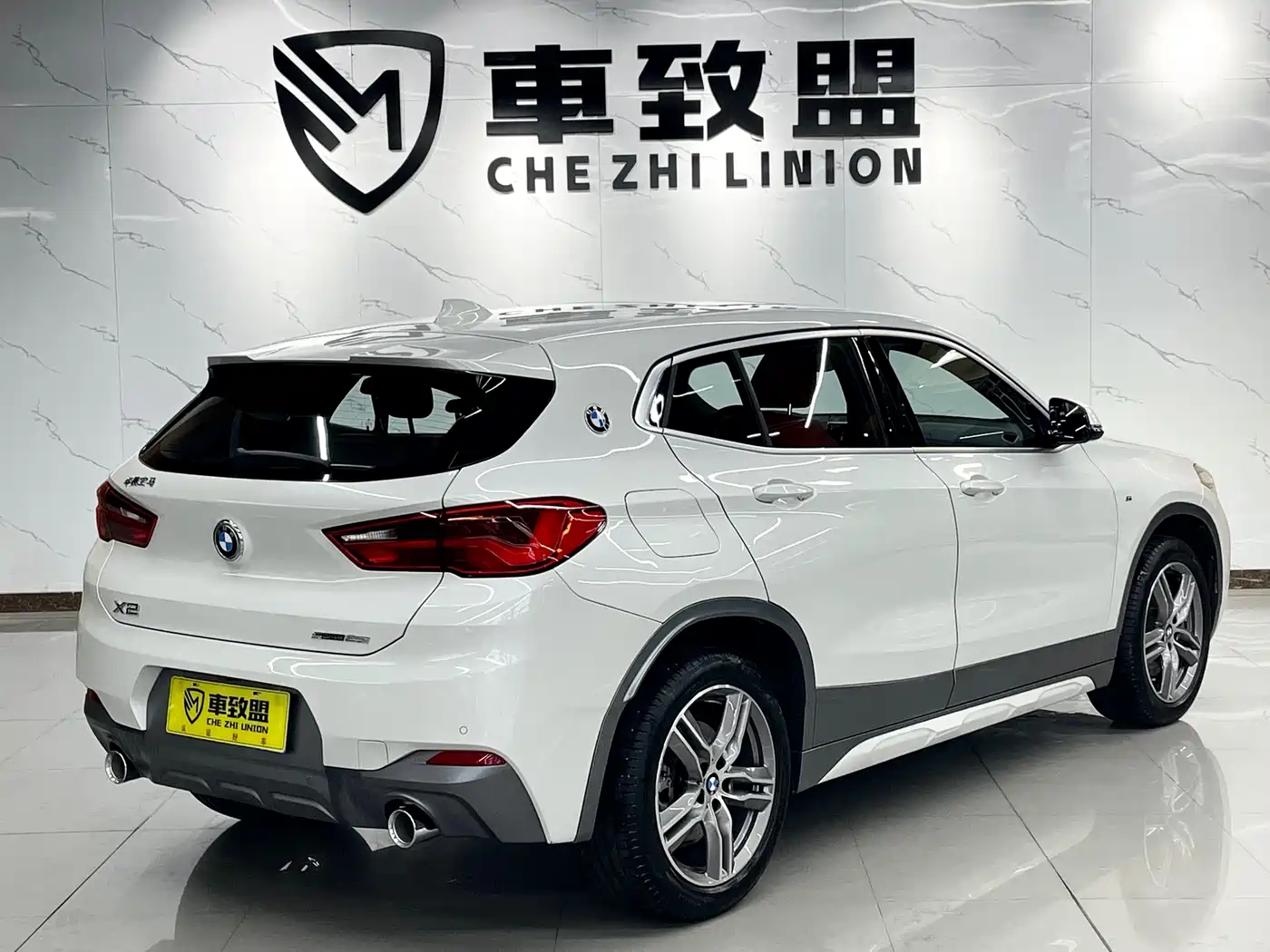 BMW X2 2020 sDrive25i Leading M Off-Road Package фото 6